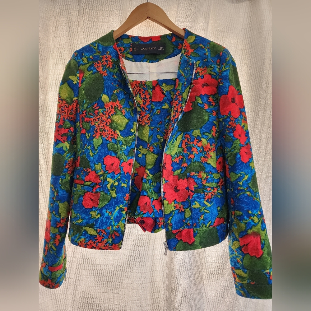 Zara Floral Blue and Red Short and Jacket Set
